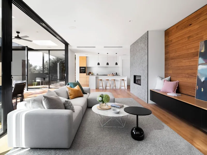 Real Estate Group Initiative : image 2